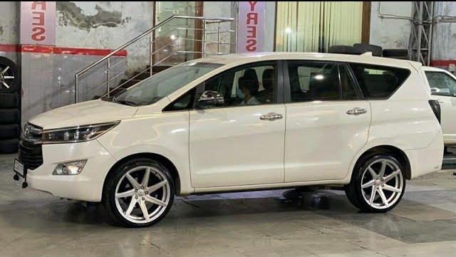 Toyota Innova