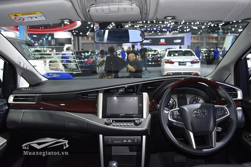 Toyota Innova