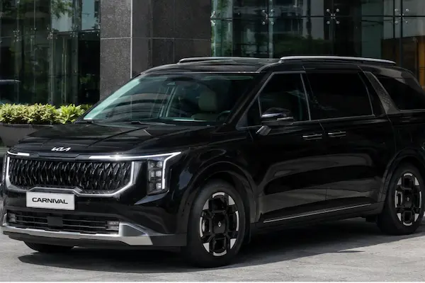 Xe Kia Carnival cửa trượt điện 2 bên – X7Travel TP.HCM